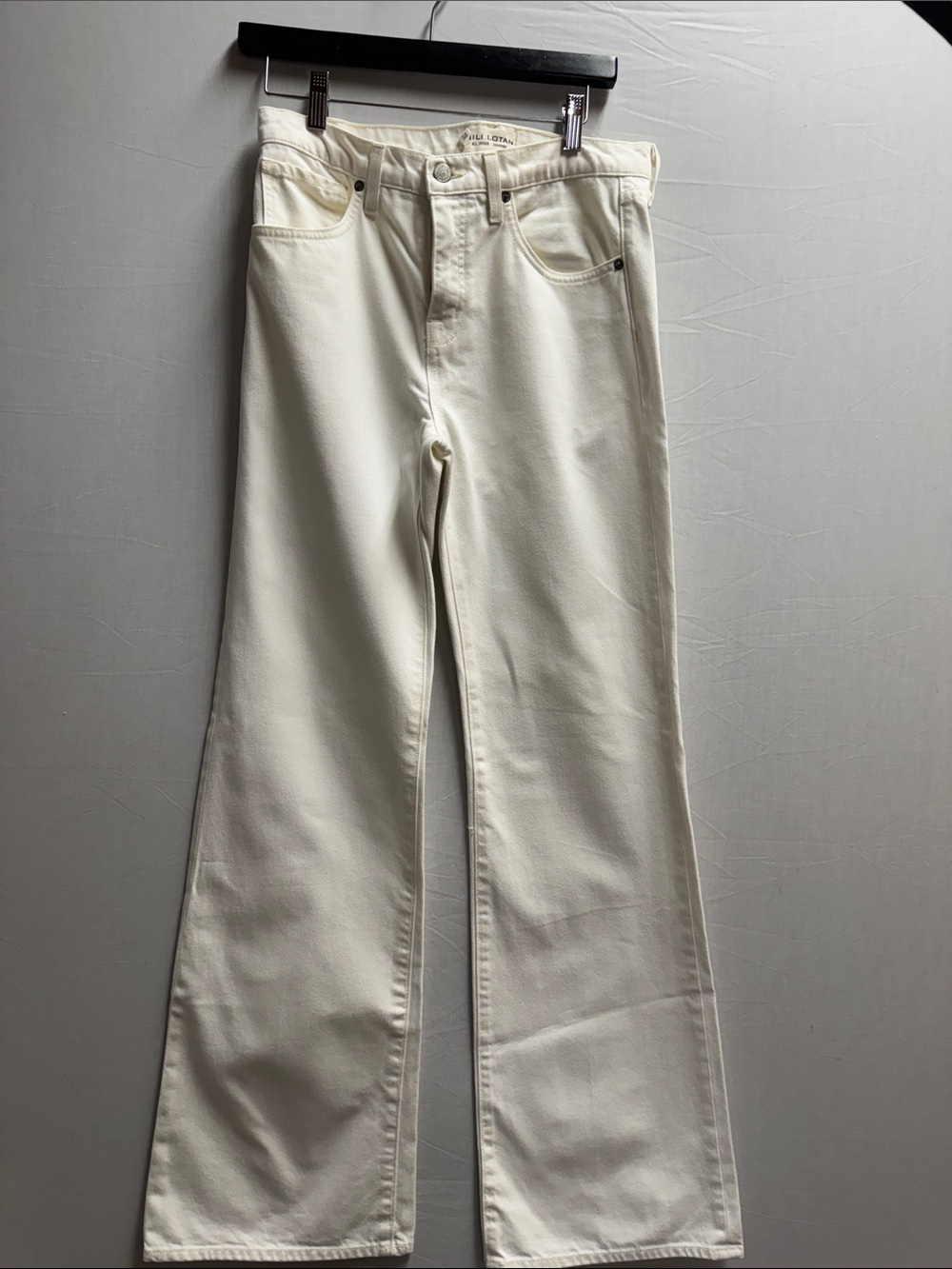 Nila Lotan Cream High-Waist Wide Leg Jeans
Size 28